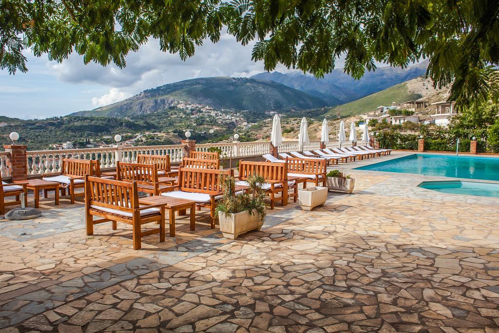 Apart-Hotel Llazari Himarë Exteriér fotografie