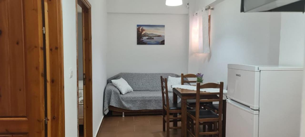 Apart-Hotel Llazari Himarë Exteriér fotografie