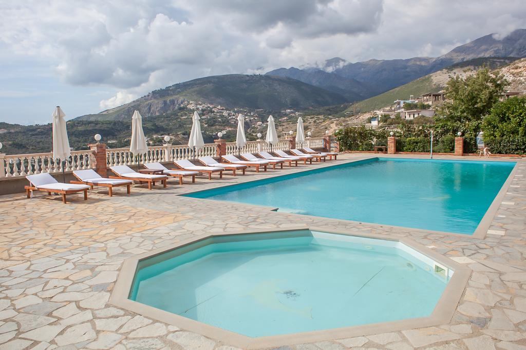 Apart-Hotel Llazari Himarë Exteriér fotografie