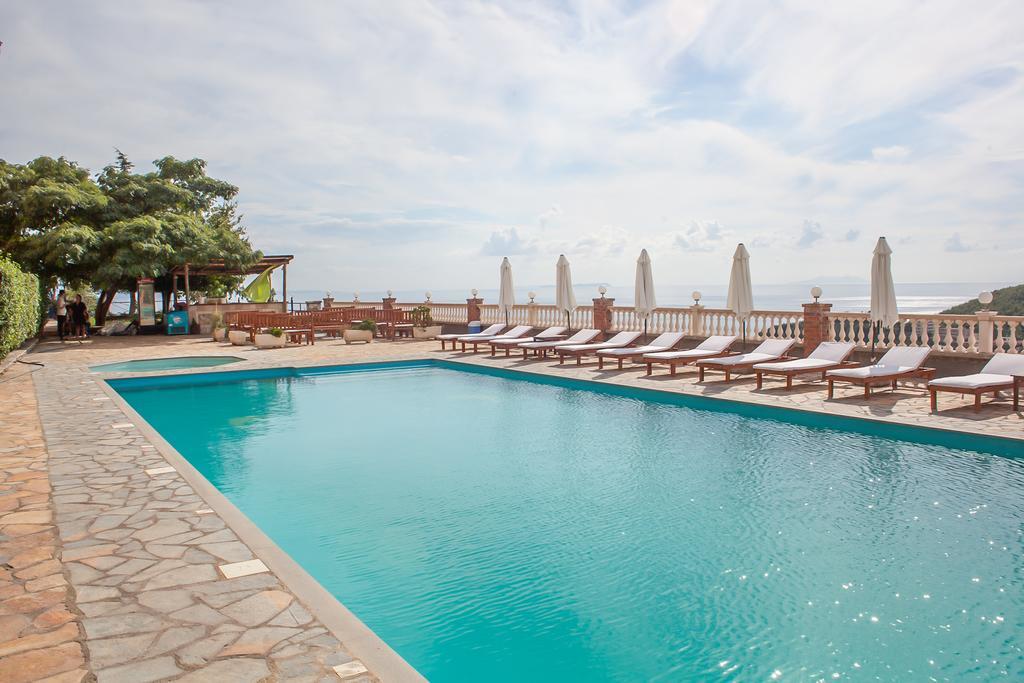 Apart-Hotel Llazari Himarë Exteriér fotografie